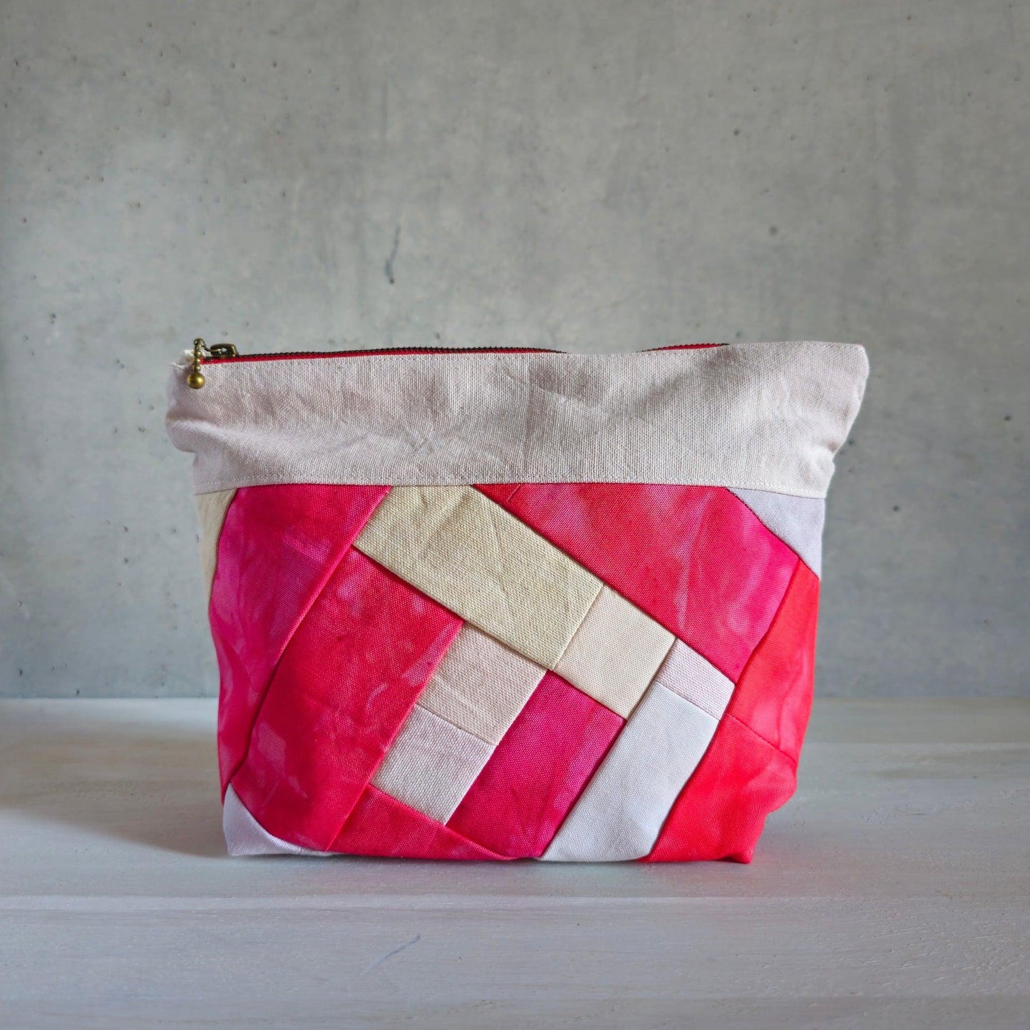 Patchwork Pouch Dama - Red-La Cave à Laine