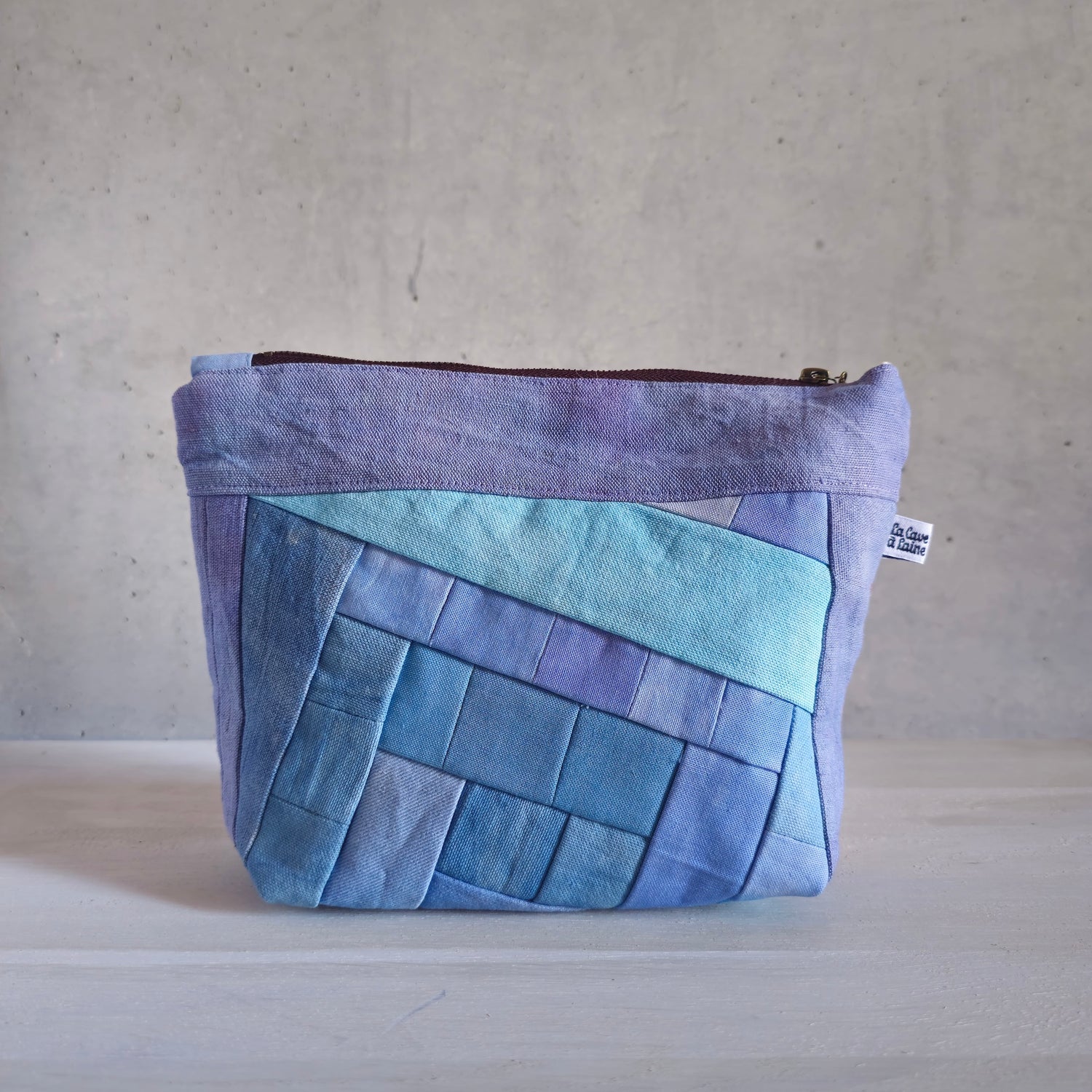 Patchwork Pouch Dama - Sky Blue, Violet & Maroon-La Cave à Laine