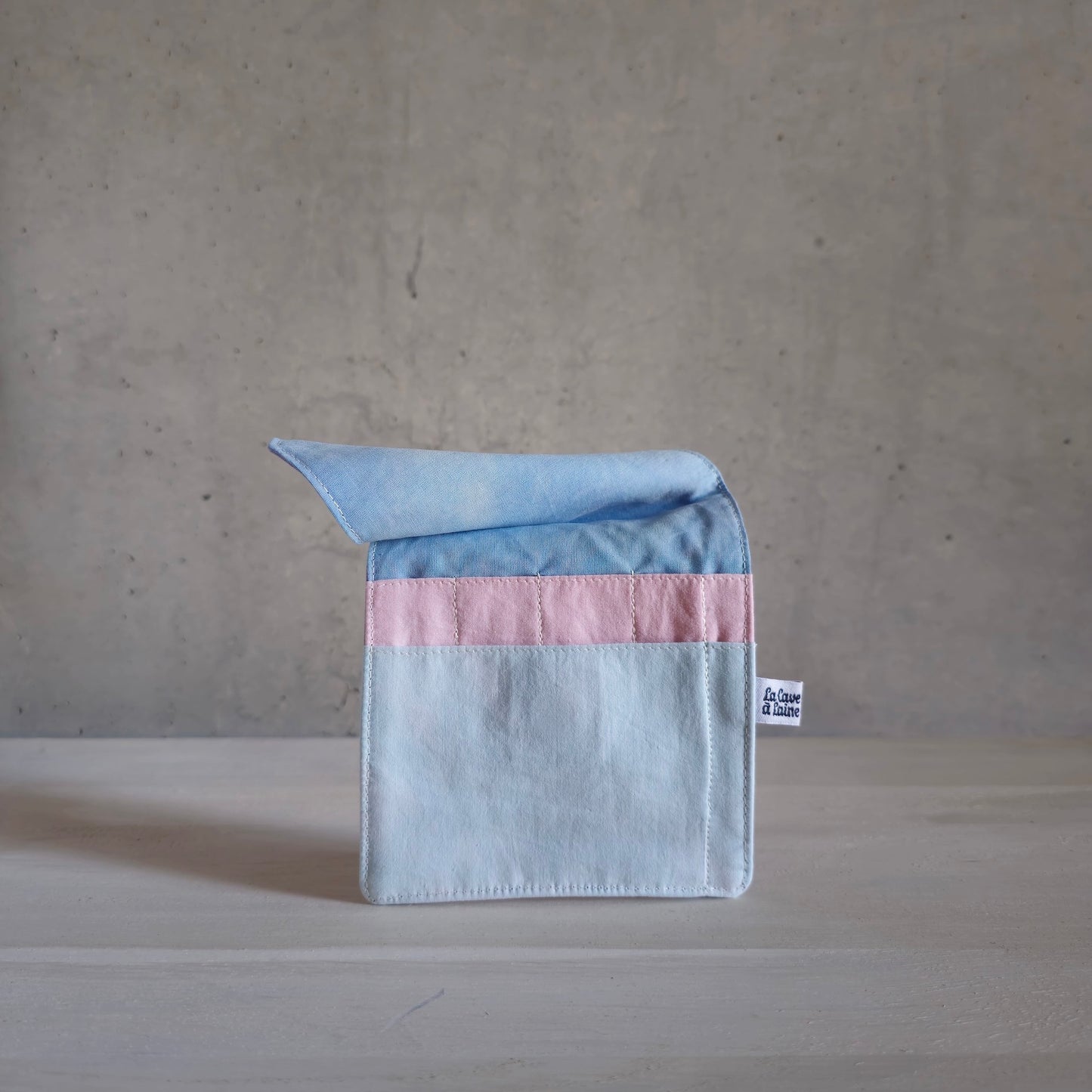 Travel Pouch - Lavender & Sky Blue-La Cave à Laine