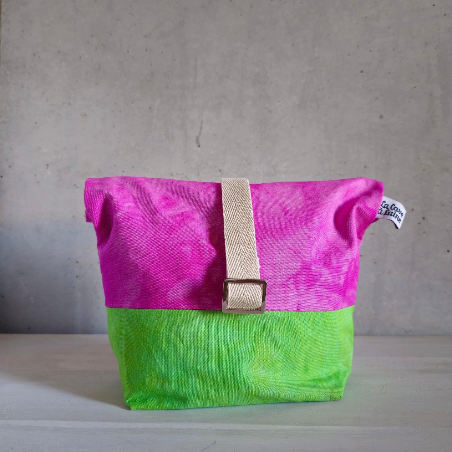 Cannolo Handbag Medium- Hand-dyed, Fuchsia & Lime Green-La Cave à Laine