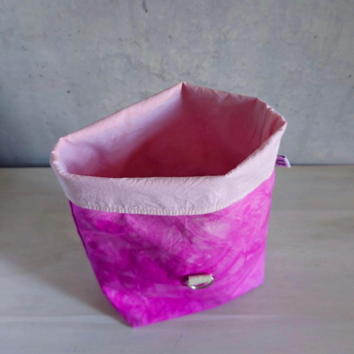 Cannolo Handbag Medium- Hand-dyed, Pink & Pink-La Cave à Laine