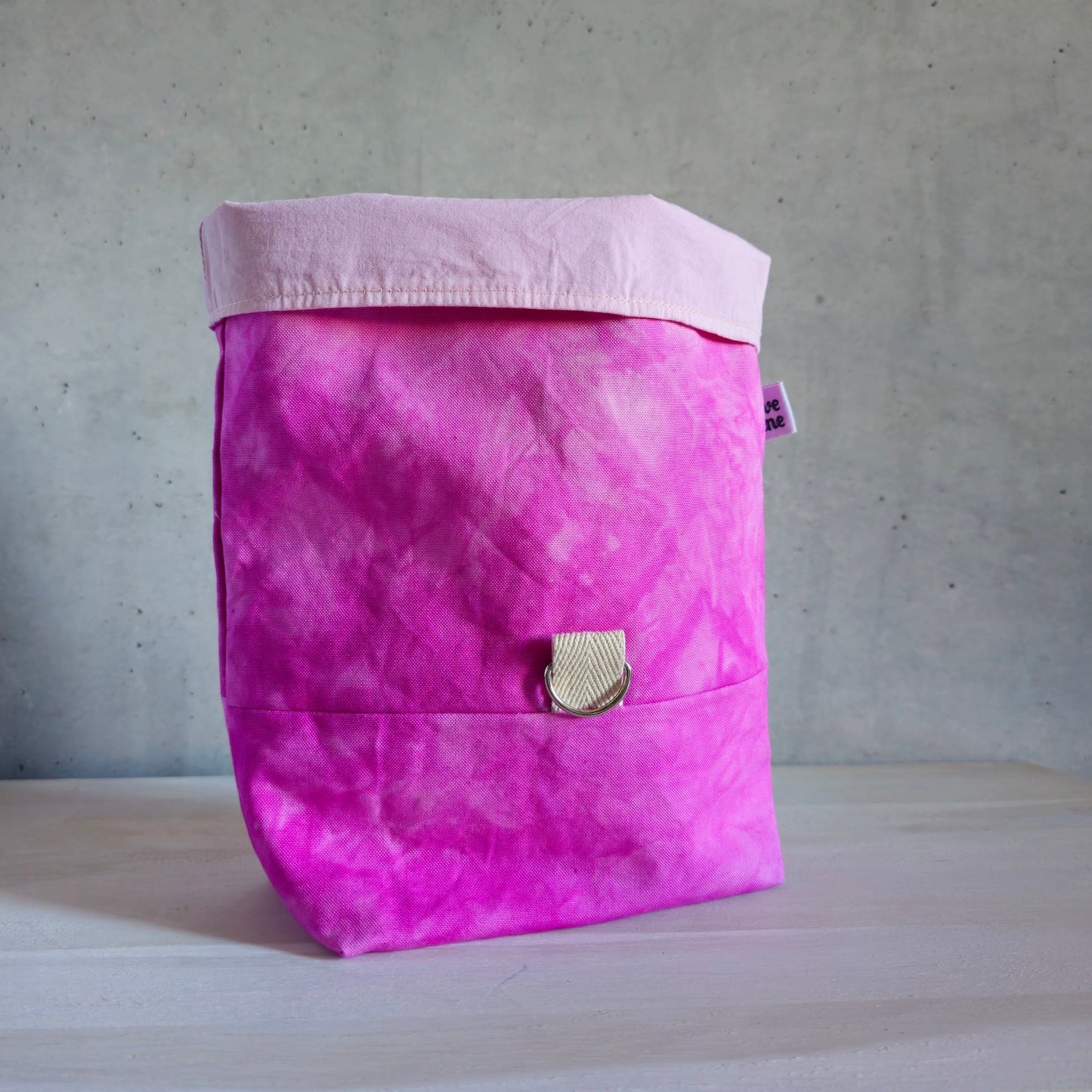 Cannolo Handbag Medium- Hand-dyed, Pink & Pink-La Cave à Laine