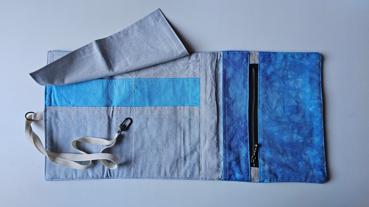 Needle Pouch - Blue-La Cave à Laine